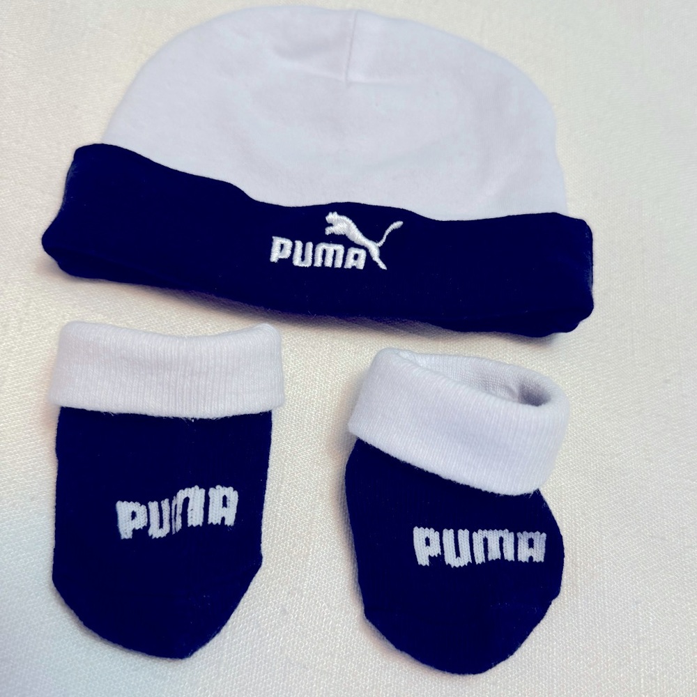 Puma | NWOT Baby Beanie and Matching Booties | 0-3 months